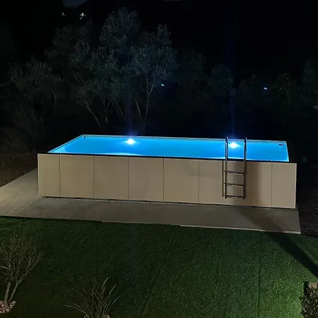 Holiday home With Private Pool Near The And Pula *