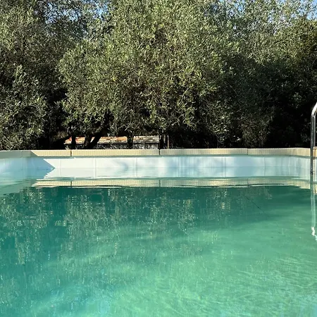 With Private Pool Near The And Pula *