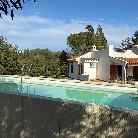 With Private Pool Near The And Pula Casa vacanze Sarroch